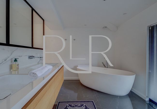 Villa in Saint-Tropez - Villa Ember Villa in Saint-Tropez - Villa Ember