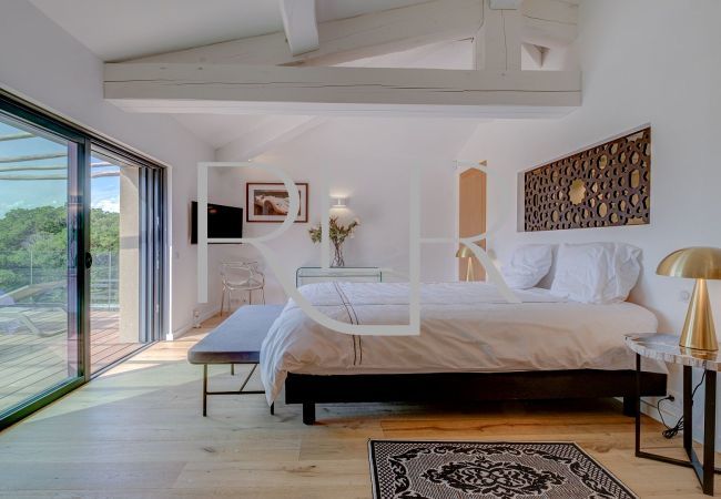 Villa in Saint-Tropez - Villa Ember Villa in Saint-Tropez - Villa Ember