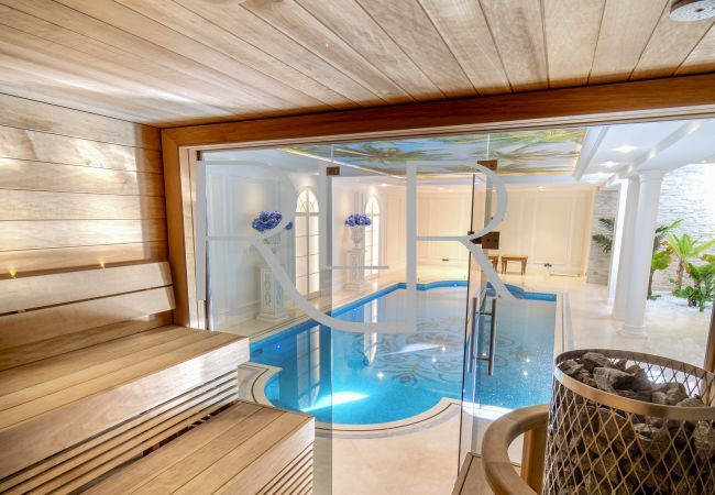 Villa in Cannes - Villa Anastasia Villa in Cannes - Villa Anastasia