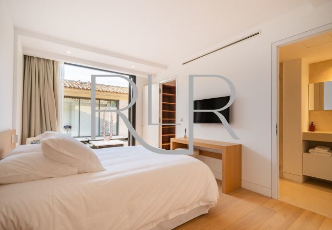 Villa in Saint-Tropez - Villa Victoria Villa in Saint-Tropez - Villa Victoria