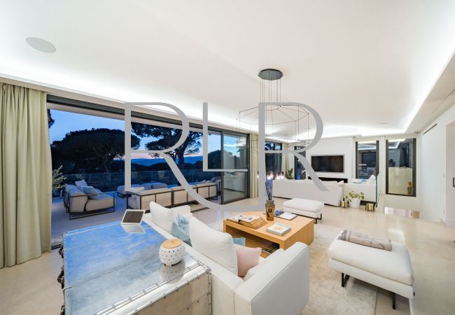 Villa in Saint-Tropez - Villa Victoria Villa in Saint-Tropez - Villa Victoria