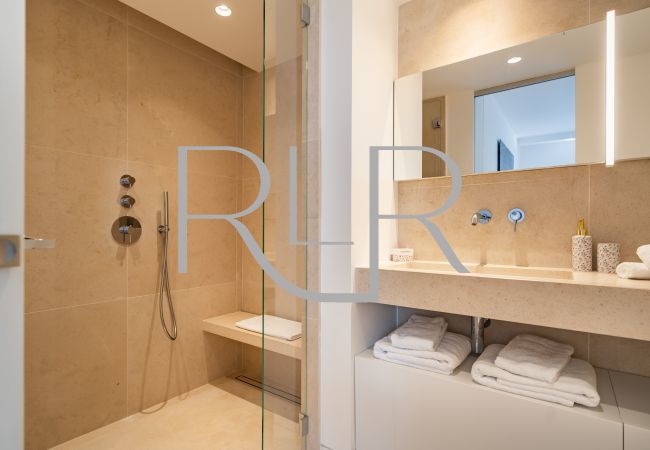 Villa in Saint-Tropez - Villa Victoria Villa in Saint-Tropez - Villa Victoria