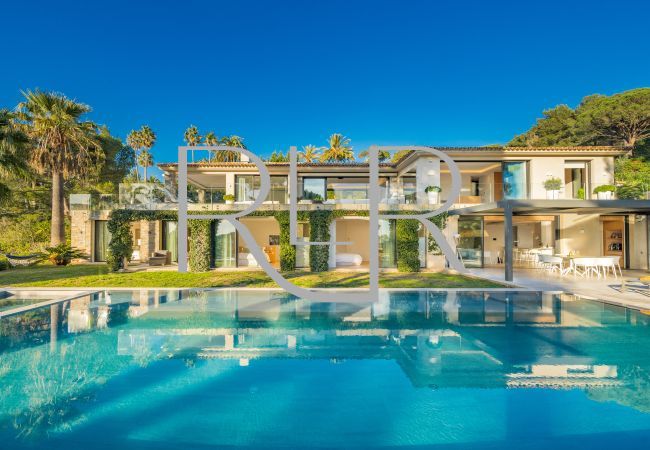 Villa in Saint-Tropez - Villa Victoria Villa in Saint-Tropez - Villa Victoria