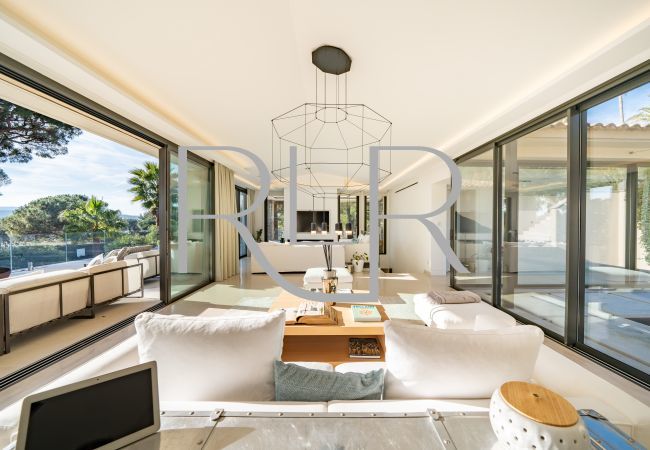 Villa in Saint-Tropez - Villa Victoria Villa in Saint-Tropez - Villa Victoria