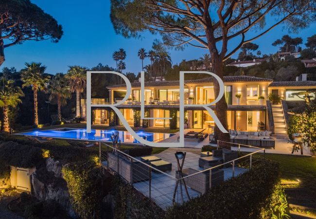 Villa in Saint-Tropez - Villa Victoria Villa in Saint-Tropez - Villa Victoria