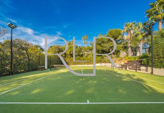 Villa in Saint-Tropez - Villa Victoria Villa in Saint-Tropez - Villa Victoria