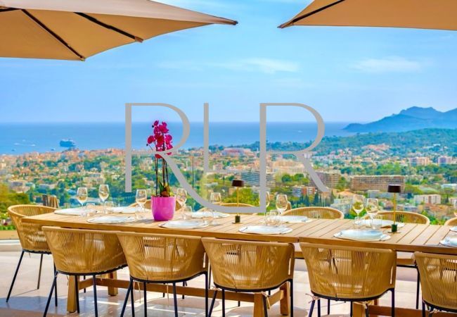 Villa in Mougins - Villa Lacey Villa in Mougins - Villa Lacey