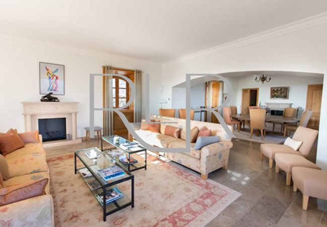 Villa in Saint Paul de Vence - Château des Vallées Villa in Saint Paul de Vence - Château des Vallées