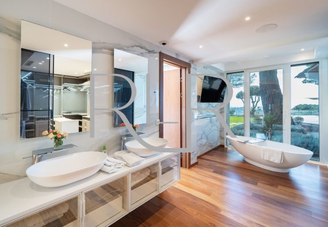 Villa in Mougins - Villa Kennedy Villa in Mougins - Villa Kennedy