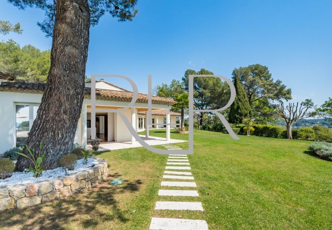 Villa in Mougins - Villa Kennedy Villa in Mougins - Villa Kennedy