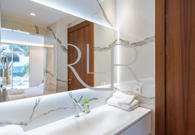 Villa in Mougins - Villa Kennedy Villa in Mougins - Villa Kennedy