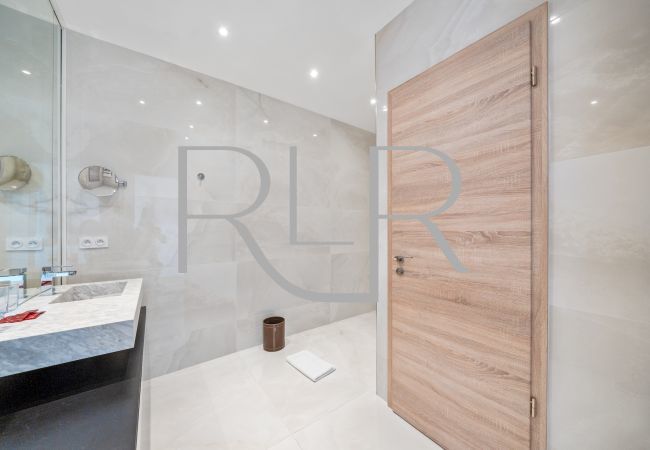 Villa in Mougins - Villa Theana Villa in Mougins - Villa Theana