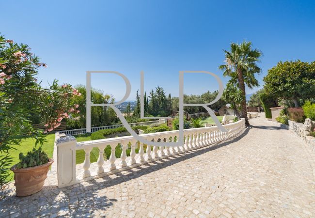 Villa in Mougins - Villa Theana Villa in Mougins - Villa Theana