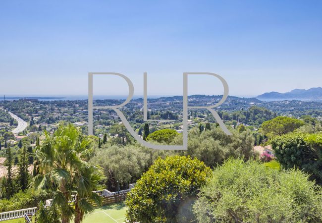 Villa in Mougins - Villa Theana Villa in Mougins - Villa Theana
