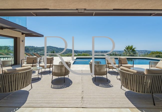 Villa in Mougins - Villa Theana Villa in Mougins - Villa Theana