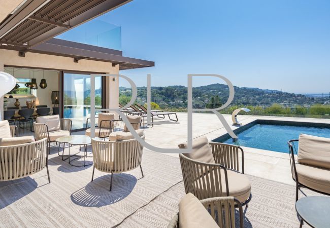 Villa in Mougins - Villa Theana Villa in Mougins - Villa Theana