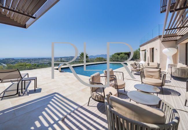 Villa in Mougins - Villa Theana Villa in Mougins - Villa Theana
