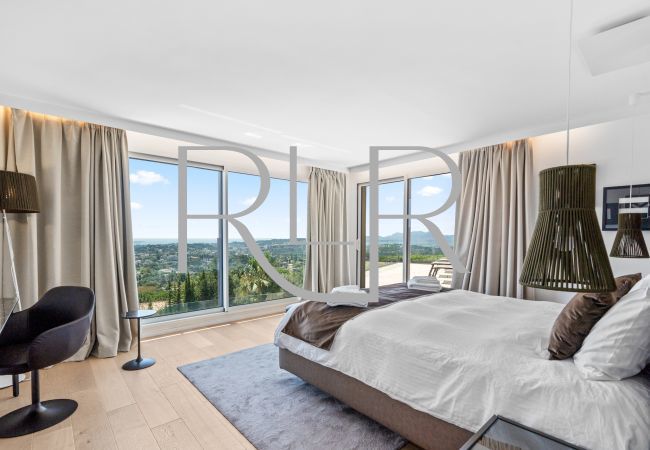 Villa in Mougins - Villa Theana Villa in Mougins - Villa Theana