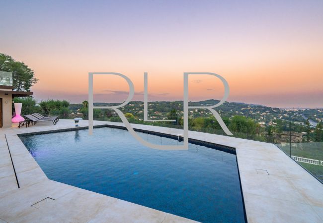 Villa in Mougins - Villa Theana Villa in Mougins - Villa Theana