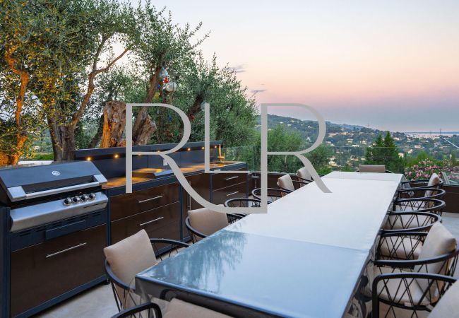 Villa in Mougins - Villa Theana Villa in Mougins - Villa Theana