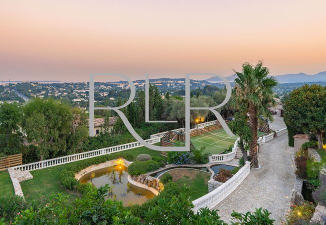 Villa in Mougins - Villa Theana Villa in Mougins - Villa Theana