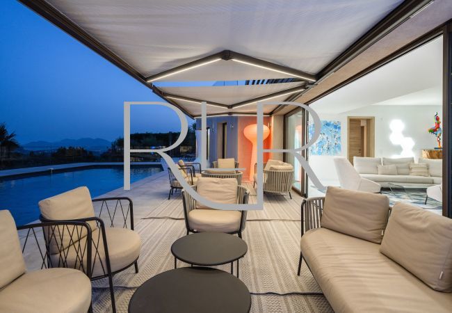 Villa in Mougins - Villa Theana Villa in Mougins - Villa Theana