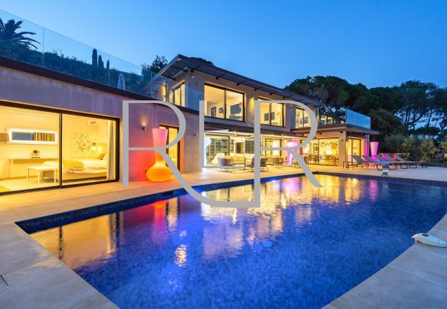 Villa in Mougins - Villa Theana Villa in Mougins - Villa Theana