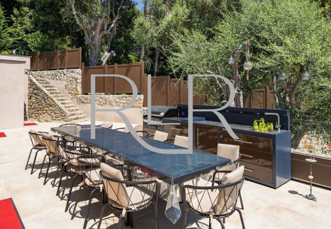 Villa in Mougins - Villa Theana Villa in Mougins - Villa Theana