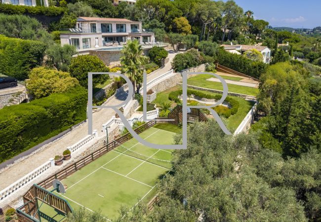 Villa in Mougins - Villa Theana Villa in Mougins - Villa Theana