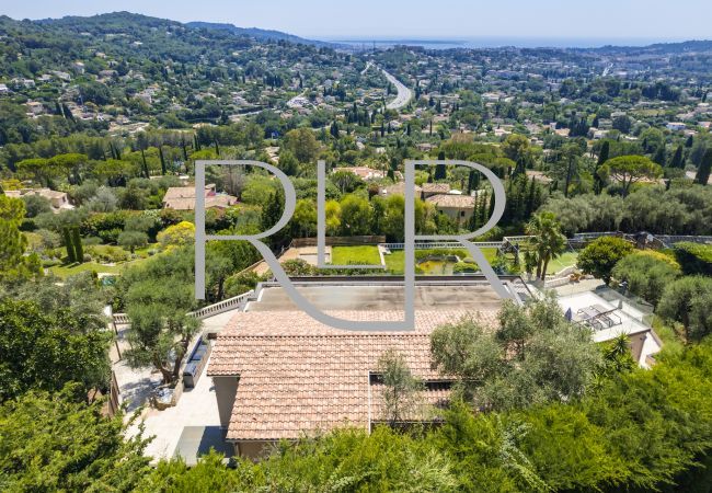 Villa in Mougins - Villa Theana Villa in Mougins - Villa Theana