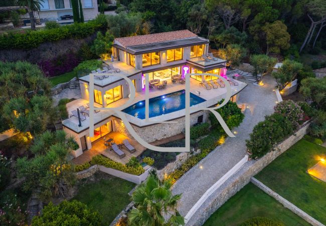 Villa in Mougins - Villa Theana Villa in Mougins - Villa Theana