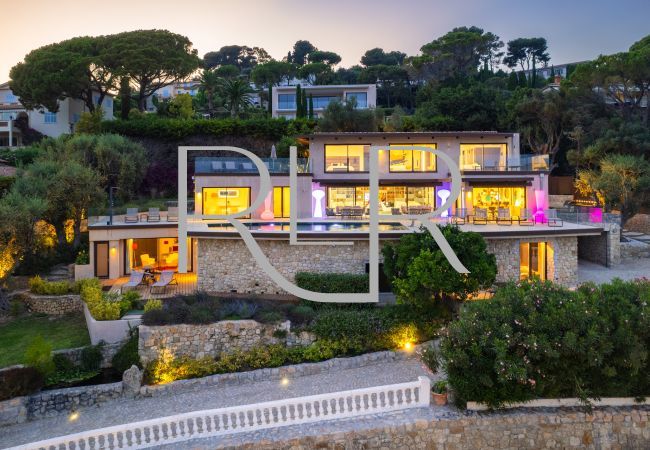 Villa in Mougins - Villa Theana Villa in Mougins - Villa Theana