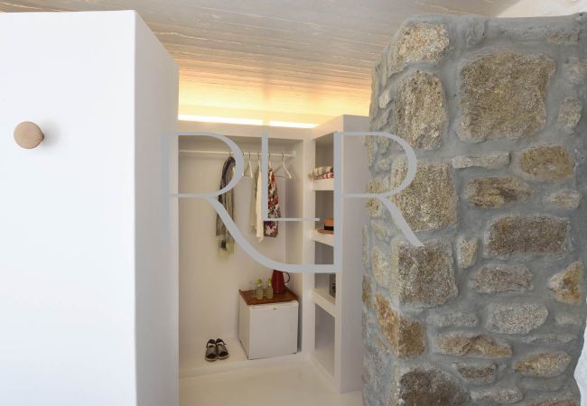 Villa in Mykonos - Villa Athena Villa in Mykonos - Villa Athena