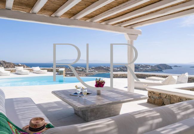 Villa in Mykonos - Villa Demeter Villa in Mykonos - Villa Demeter