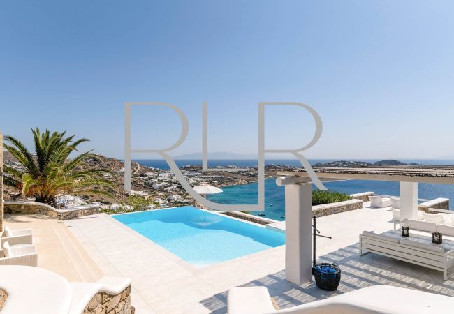 Villa in Mykonos - Villa Demeter Villa in Mykonos - Villa Demeter
