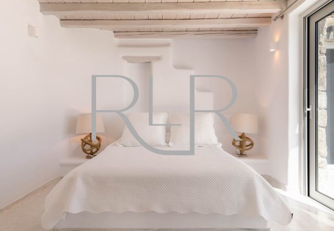 Villa in Mykonos - Villa Demeter Villa in Mykonos - Villa Demeter