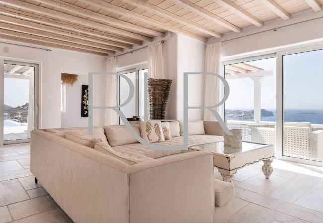 Villa in Mykonos - Villa Demeter Villa in Mykonos - Villa Demeter