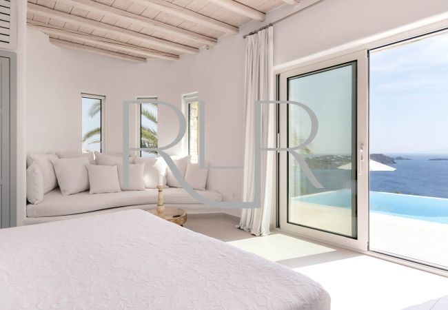 Villa in Mykonos - Villa Demeter Villa in Mykonos - Villa Demeter