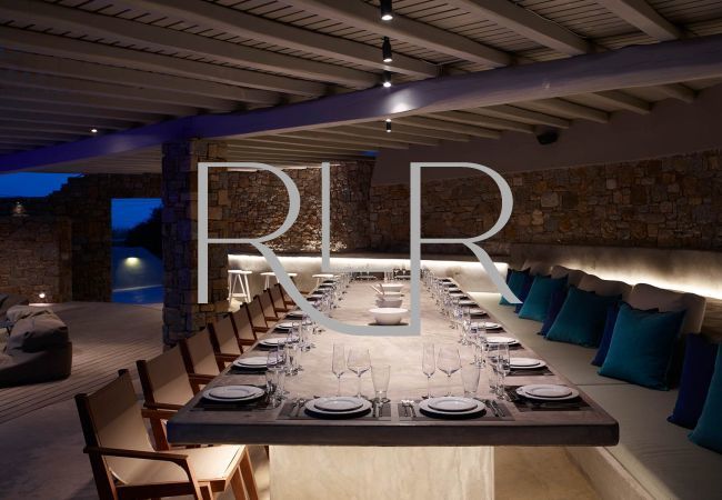 Villa in Mykonos - Villa Minos Villa in Mykonos - Villa Minos