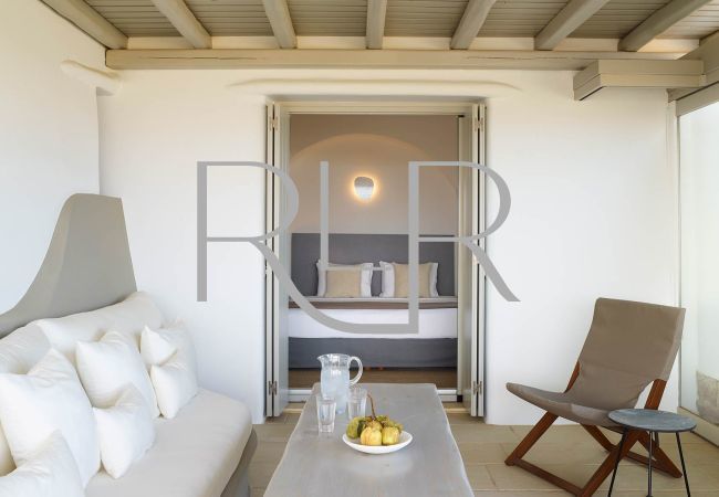 Villa in Mykonos - Villa Minos Villa in Mykonos - Villa Minos