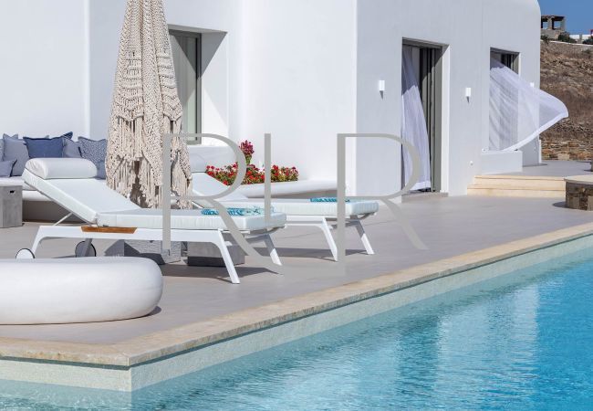 Villa in Mykonos - Villa Themis Villa in Mykonos - Villa Themis