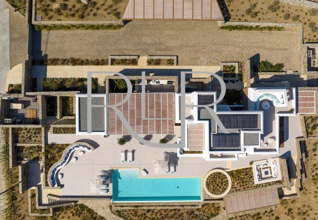 Villa in Mykonos - Villa Themis Villa in Mykonos - Villa Themis