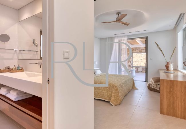 Villa in Mykonos - Villa Themis Villa in Mykonos - Villa Themis