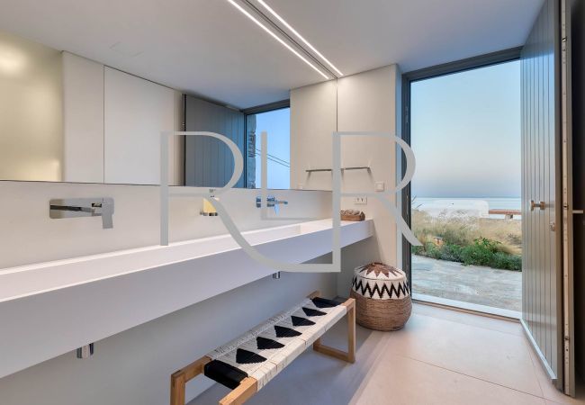 Villa in Mykonos - Villa Themis Villa in Mykonos - Villa Themis