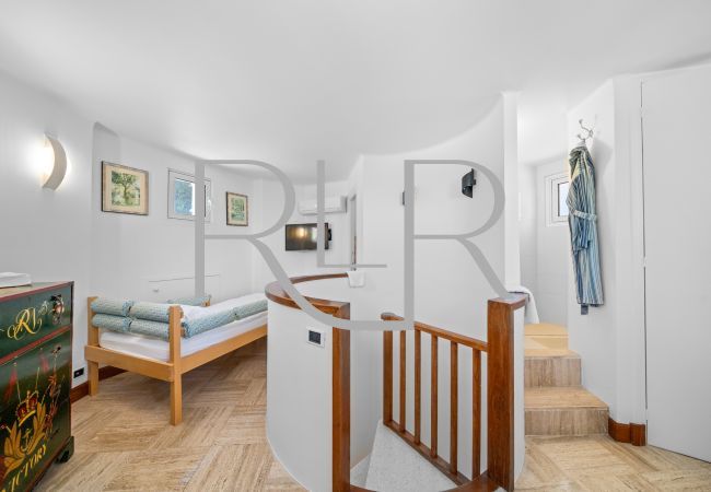 Villa in Antibes - Villa Waters Edge Villa in Antibes - Villa Waters Edge