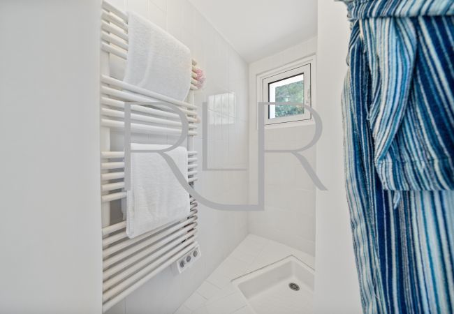 Villa in Antibes - Villa Waters Edge Villa in Antibes - Villa Waters Edge