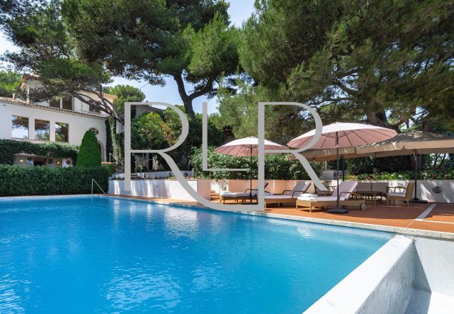 Villa in Antibes - Villa Waters Edge Villa in Antibes - Villa Waters Edge
