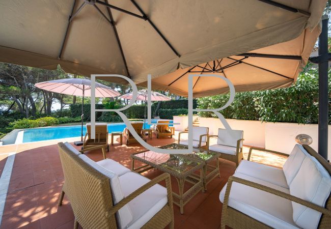 Villa in Antibes - Villa Waters Edge Villa in Antibes - Villa Waters Edge