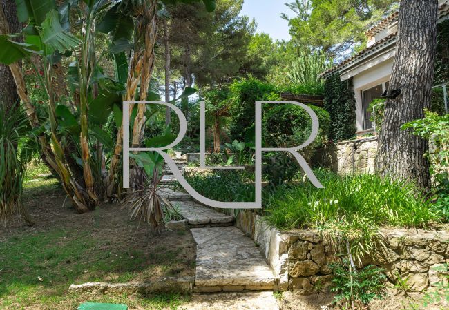 Villa in Antibes - Villa Waters Edge Villa in Antibes - Villa Waters Edge