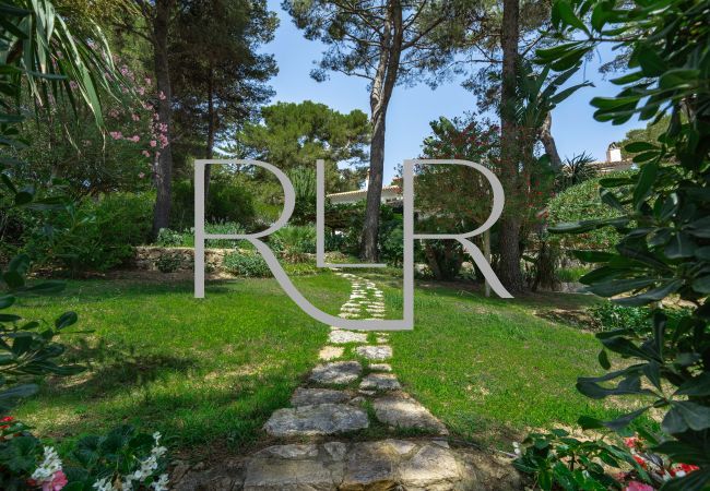 Villa in Antibes - Villa Waters Edge Villa in Antibes - Villa Waters Edge